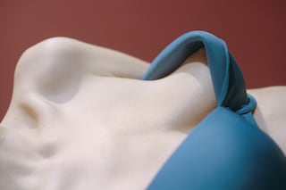 Posturing: Photographing the Body in Fashion