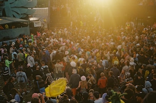 Ezekiel, “7am at Glastonbury”, Bliss (2022)