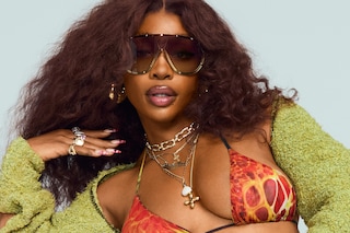 QUAY_ONSET_BRUSHEDGOLD_CARAMEL_SZA_0365