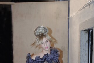 Dino Alves. Backstage photography by Barbara Claus