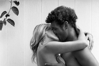 arto mimi nude kiss