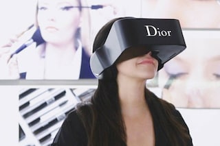 Dior Eyes virtual reality headset