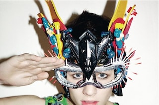 Keko Hainswheeeler goggles, headpiece and top feat