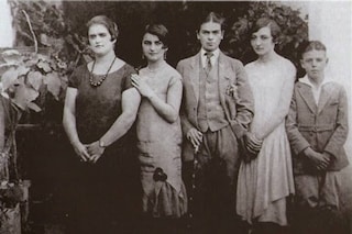 rare-frida-kahlo-photographs-7