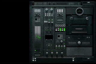 Melba's Call Up-Close