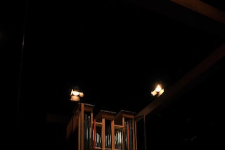 Givenchy's organ player.