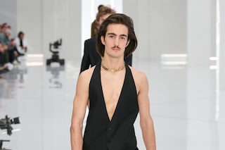 Look 1n
