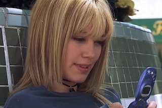 Hilary-Duff-Recreates-An-Iconic-Moment-From-A-Cind