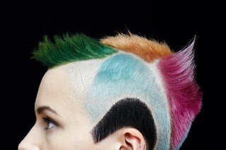 ELEANOR wears jumper by GAP