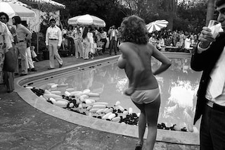 Eddie_BehindHotel_3 1977