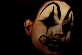 Alexander McQueen&#39;s sad clowns backstage for AW01