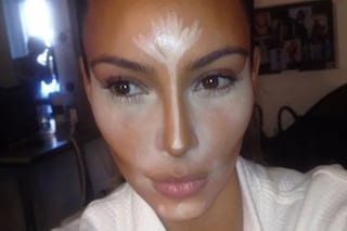 Kim Kardashian contour snatched