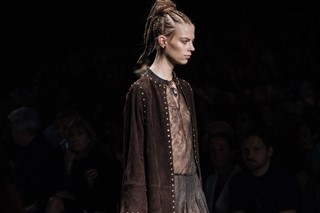 Valentino show inspired by ‘wild Africa’ sparks controversy Womenswear ...