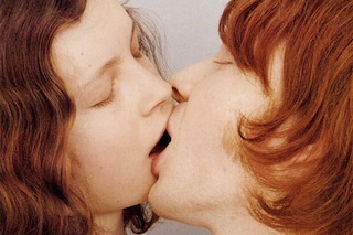 DC_63_KISS_0002_Layer 1