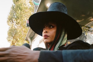Street Style: Paris Fashion Week SS23 erykah badu