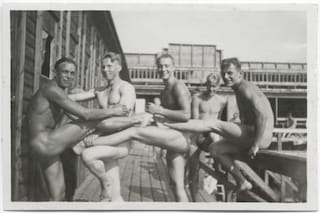 Naked Soldiers - My Buddy