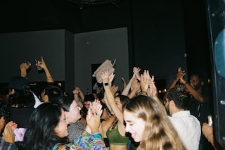 photo-1648052845307-61eb1450f1bc