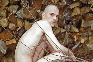 ©slava_mogutin_g_crouching_jeffersonville_2022_WEB