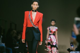 Alexander McQueen AW19 Sarah Burton PFW Paris Fashion Week 