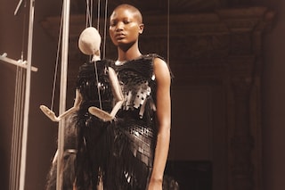 phoebe english v&amp;a fashion in motion raphael gallery 