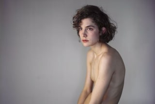 Agnes to the left, 2011