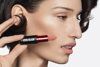 MAC_FY26_PTD_MACxConnerIves_JosieDupont_1466_Photo