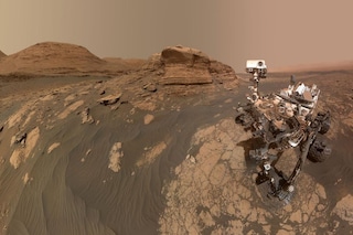 NASA’s Curiosity rover takes a selfie on Mars