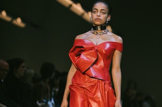 Alexander McQueen AW19 Sarah Burton PFW Paris Fashion Week 