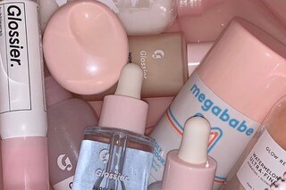 glossier_68693040_2120596771570044_207420291224648