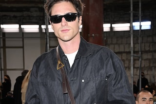 jacob elordi with a bag