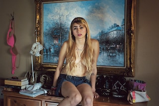 Scarlet Muse — Prostitution and Photography 