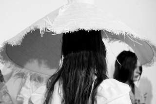 Backstage Dilara Findikoglu SS20 London Fashion Week 4