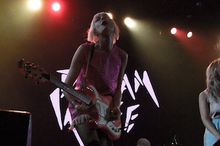 DreamWifeLiorPhillips01