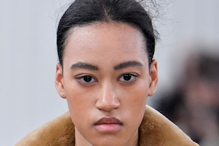Miu Miu’s AW23 show frizzy hair