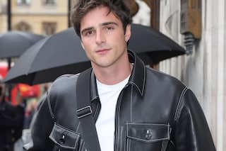 jacob elordi with a bag