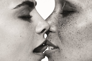 Cass Bird_Kissing