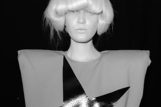DE PINO - SS25 BACKSTAGE by Thomas Lizzi -1