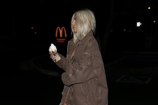 Yeezy Season 6 Kim Kardashian paparazzi pictures