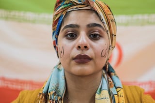 The Fall of the Standard of the Beauty iran iranian film 