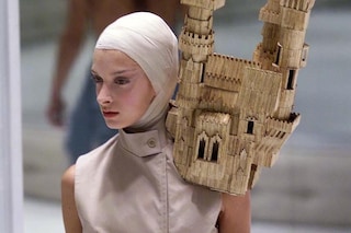 Alexander McQueen SS01