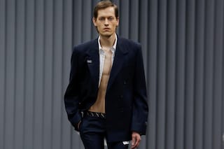 Balenciaga AW17 menswear demna gvasalia fall 2017
