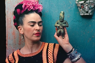 frida kahlo mexico artist making her self up v&amp;a exhibition 