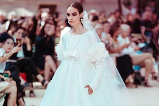 chanel couture aw17 paris karl lagerfeld eiffel tower