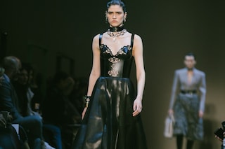 Alexander McQueen AW19 Sarah Burton PFW Paris Fashion Week 