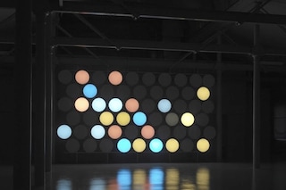 Carsten Holler, Phi Wall II, 2002