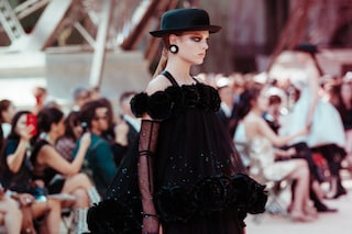 chanel couture aw17 paris karl lagerfeld eiffel tower