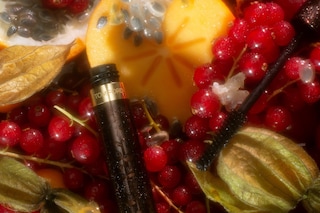 Glamorous 80s feast DeadHungry 2019 gift guide christmas