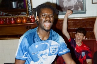 Hattie Crowther – Fuck the Fans