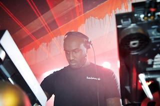 Dazed_OffWhite_083