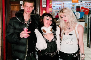 2hollis London street style